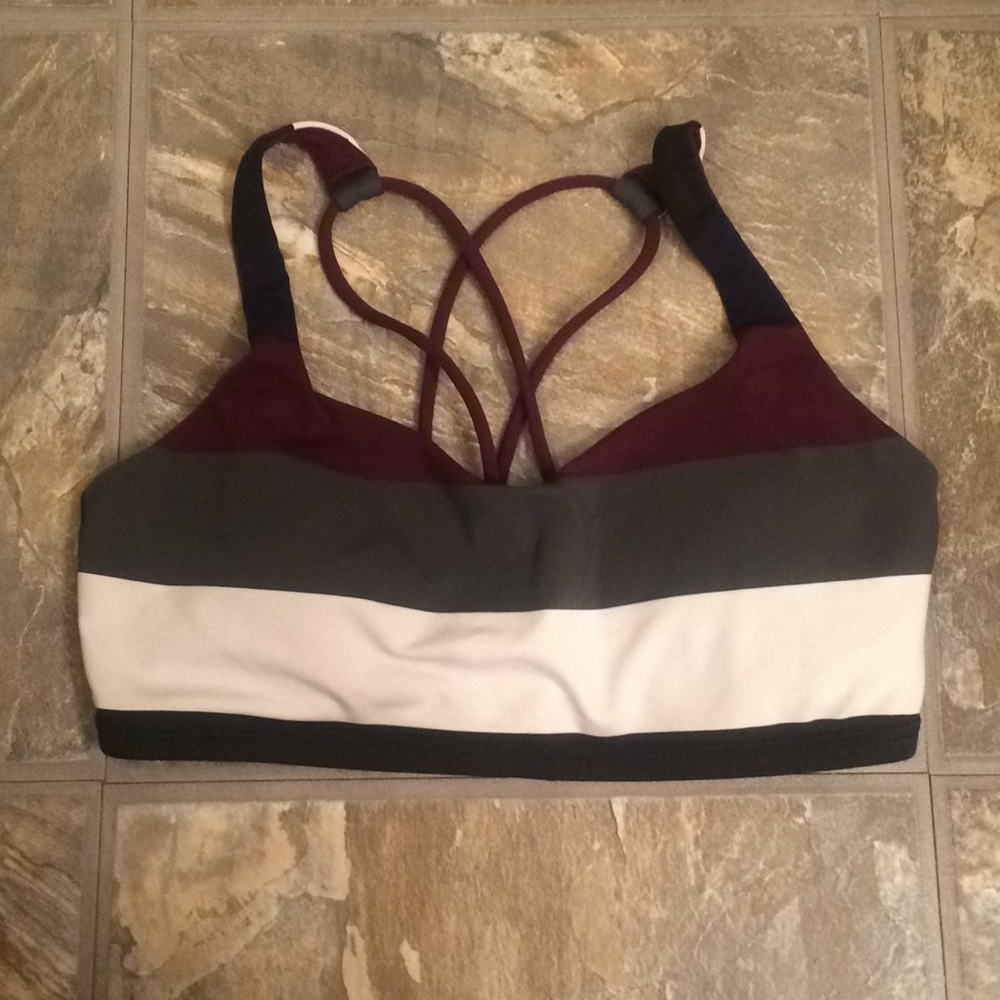 lululemon sports bra